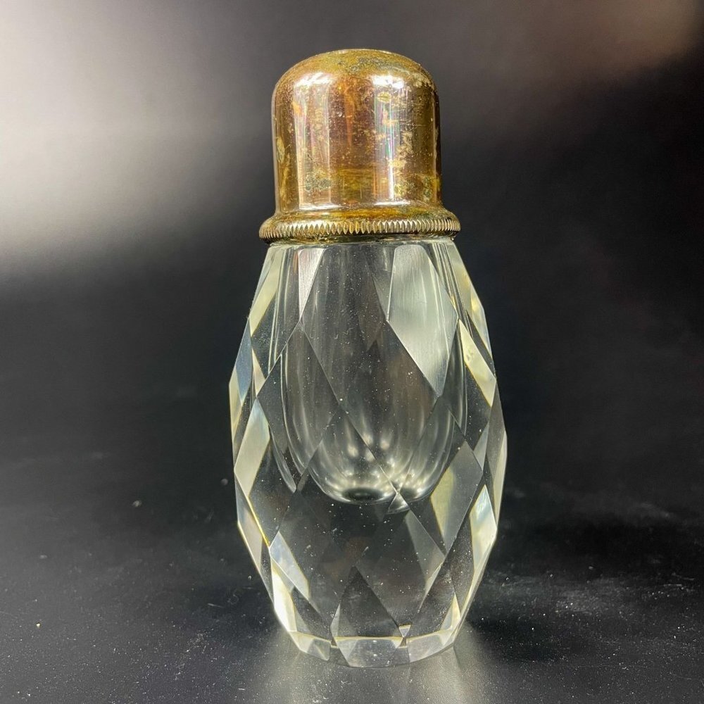 Vintage Post House Faceted Hand Cut Lead Crystal Salt  Shaker Made in Japan